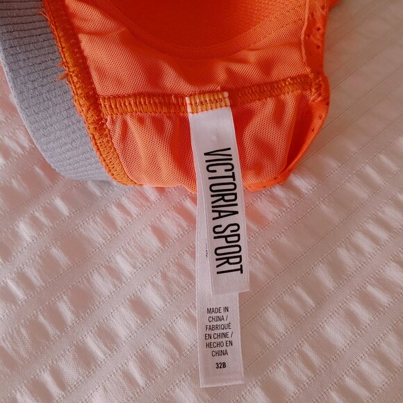 NWT  VICTORIA'S SECRET SPORTS CRISS CROSS SPORTS BRA 32B - Picture 8 of 12